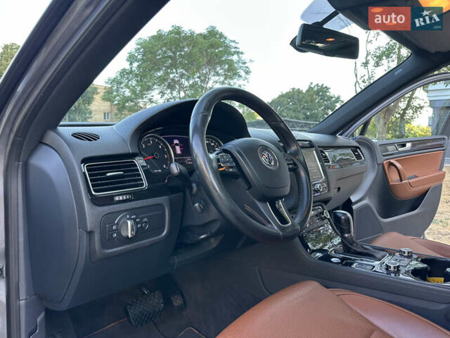 Синій Фольксваген Туарег, об'ємом двигуна 2.97 л та пробігом 244 тис. км за 21500 $, фото 24 на Automoto.ua