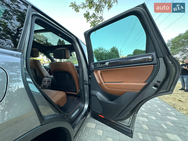 Синій Фольксваген Туарег, об'ємом двигуна 2.97 л та пробігом 244 тис. км за 21500 $, фото 52 на Automoto.ua