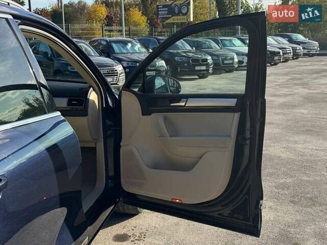 Синий Фольксваген Туарег, объемом двигателя 2.97 л и пробегом 236 тыс. км за 17500 $, фото 1 на Automoto.ua