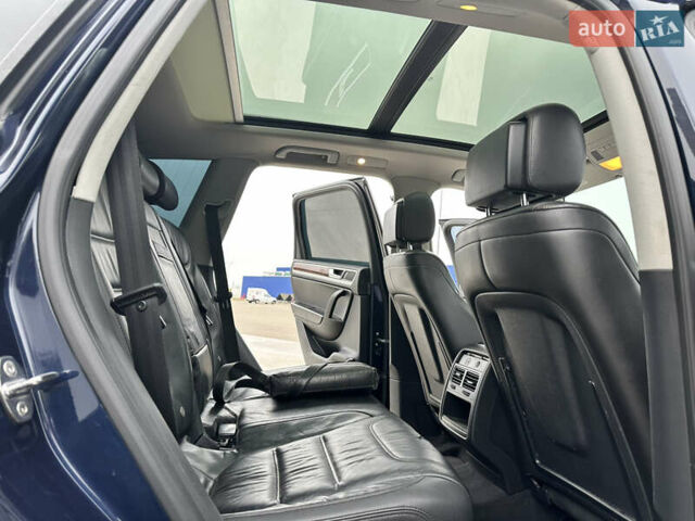 Синій Фольксваген Туарег, об'ємом двигуна 2.97 л та пробігом 352 тис. км за 16700 $, фото 38 на Automoto.ua