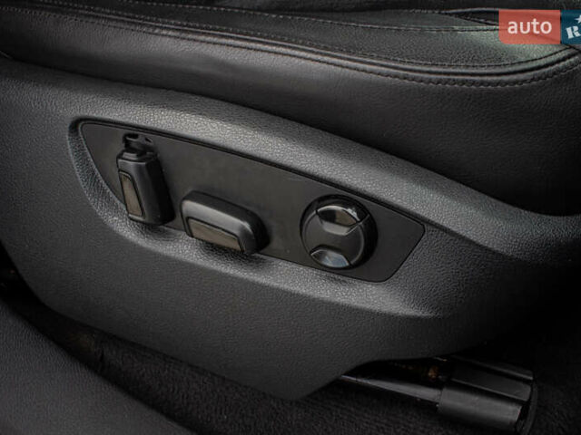 Синий Фольксваген Туарег, объемом двигателя 3 л и пробегом 211 тыс. км за 15700 $, фото 36 на Automoto.ua