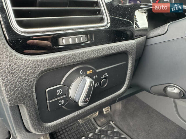 Синий Фольксваген Туарег, объемом двигателя 2.97 л и пробегом 300 тыс. км за 21900 $, фото 39 на Automoto.ua