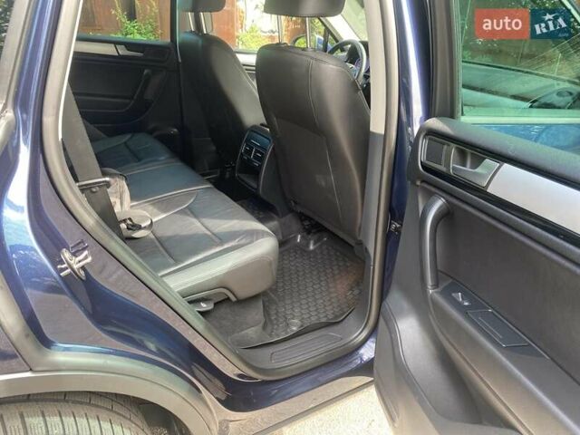 Фольксваген Туарег 2013 в Виннице на Automoto.ua Синий Фольксваген Туарег, объемом двигателя 2.97 л и пробегом 279 тыс. км за 18700 $, фото 13 на Automoto.ua