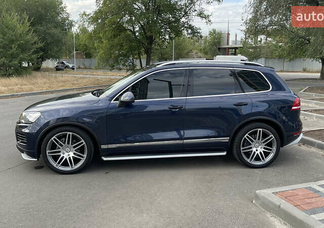 Синий Фольксваген Туарег, объемом двигателя 2.97 л и пробегом 257 тыс. км за 22999 $, фото 2 на Automoto.ua