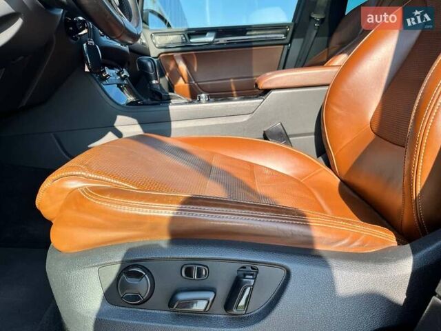 Синій Фольксваген Туарег, об'ємом двигуна 2.97 л та пробігом 304 тис. км за 19900 $, фото 12 на Automoto.ua