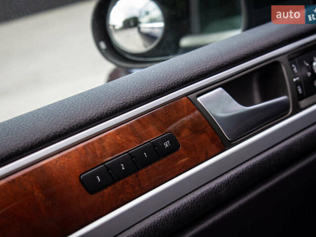 Синий Фольксваген Туарег, объемом двигателя 3 л и пробегом 211 тыс. км за 15700 $, фото 30 на Automoto.ua