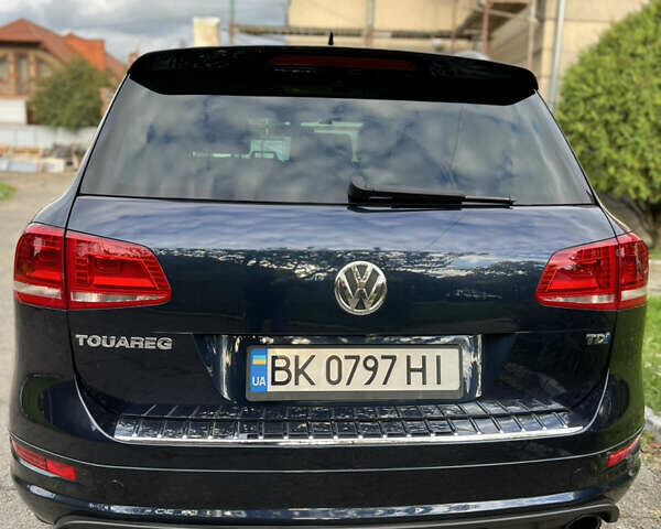 Синій Фольксваген Туарег, об'ємом двигуна 2.97 л та пробігом 250 тис. км за 21100 $, фото 5 на Automoto.ua