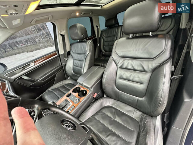 Синій Фольксваген Туарег, об'ємом двигуна 2.97 л та пробігом 352 тис. км за 16700 $, фото 50 на Automoto.ua