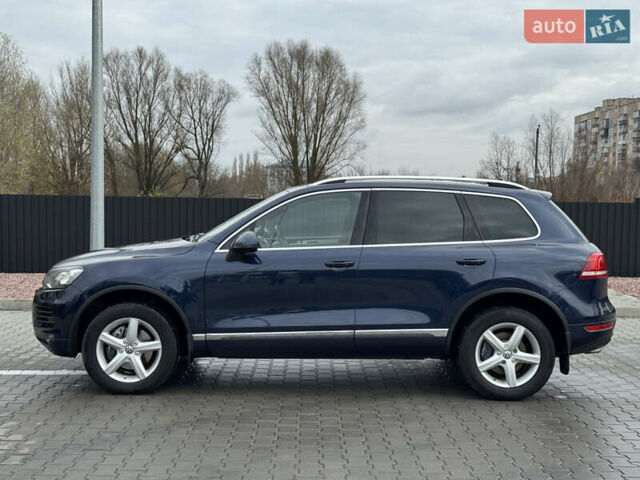 Синий Фольксваген Туарег, объемом двигателя 2.97 л и пробегом 300 тыс. км за 21900 $, фото 3 на Automoto.ua