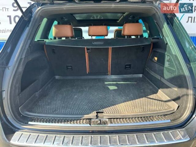 Синій Фольксваген Туарег, об'ємом двигуна 2.97 л та пробігом 304 тис. км за 19900 $, фото 17 на Automoto.ua