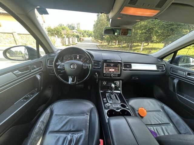 Синий Фольксваген Туарег, объемом двигателя 3 л и пробегом 277 тыс. км за 19500 $, фото 5 на Automoto.ua