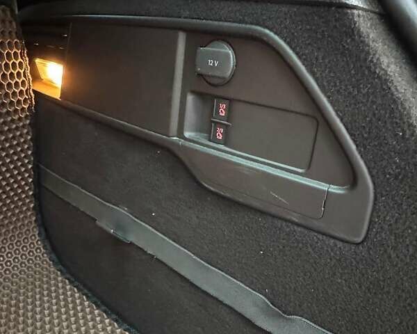 Синий Фольксваген Туарег, объемом двигателя 3 л и пробегом 127 тыс. км за 15999 $, фото 23 на Automoto.ua