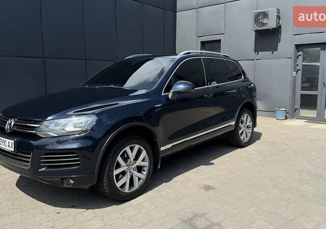 Синій Фольксваген Туарег, об'ємом двигуна 2.97 л та пробігом 209 тис. км за 22000 $, фото 2 на Automoto.ua