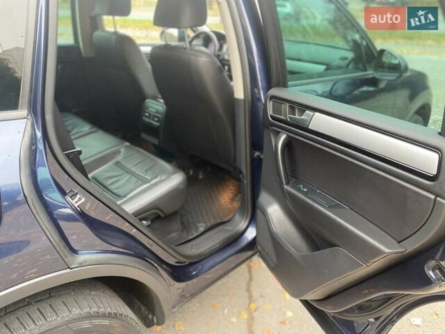 Синий Фольксваген Туарег, объемом двигателя 2.97 л и пробегом 279 тыс. км за 17800 $, фото 24 на Automoto.ua