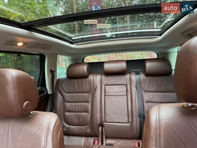 Синий Фольксваген Туарег, объемом двигателя 3 л и пробегом 127 тыс. км за 15999 $, фото 16 на Automoto.ua