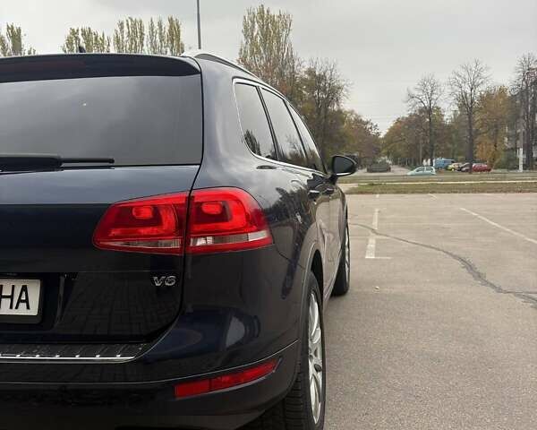 Синий Фольксваген Туарег, объемом двигателя 3.6 л и пробегом 250 тыс. км за 13300 $, фото 8 на Automoto.ua