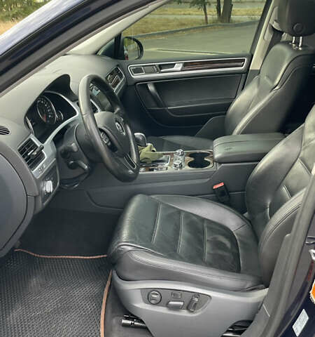 Синий Фольксваген Туарег, объемом двигателя 2.97 л и пробегом 257 тыс. км за 22999 $, фото 4 на Automoto.ua