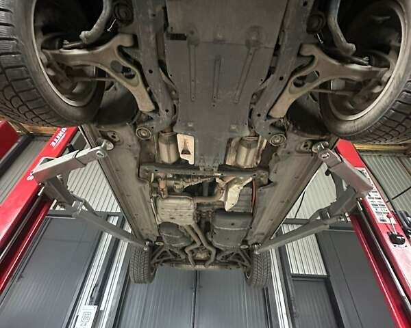 Синий Фольксваген Туарег, объемом двигателя 3 л и пробегом 127 тыс. км за 15999 $, фото 26 на Automoto.ua