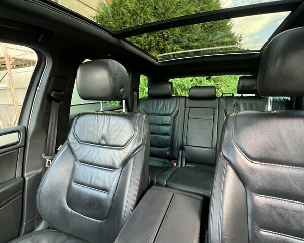 Синій Фольксваген Туарег, об'ємом двигуна 2.97 л та пробігом 250 тис. км за 21100 $, фото 10 на Automoto.ua