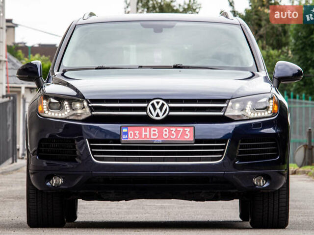 Синий Фольксваген Туарег, объемом двигателя 3 л и пробегом 211 тыс. км за 15700 $, фото 2 на Automoto.ua