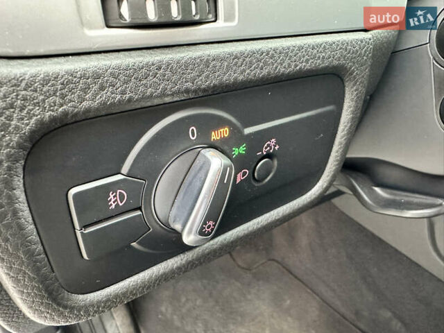 Синій Фольксваген Туарег, об'ємом двигуна 2.97 л та пробігом 352 тис. км за 16700 $, фото 28 на Automoto.ua