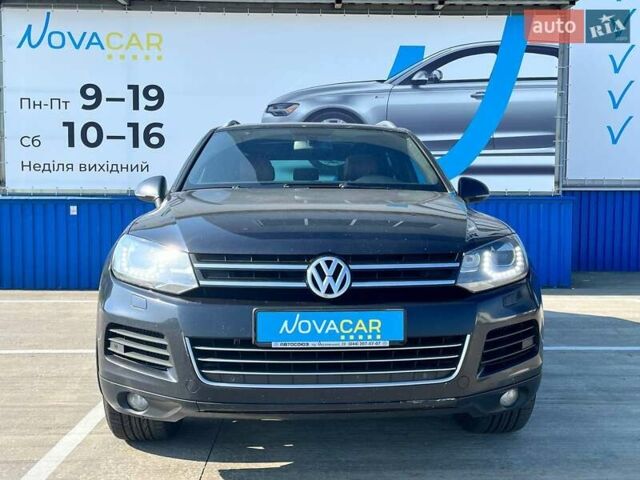 Синій Фольксваген Туарег, об'ємом двигуна 2.97 л та пробігом 304 тис. км за 19900 $, фото 2 на Automoto.ua