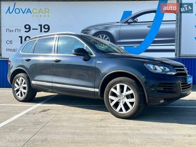 Синій Фольксваген Туарег, об'ємом двигуна 2.97 л та пробігом 304 тис. км за 19900 $, фото 4 на Automoto.ua