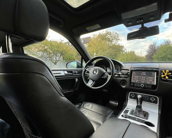 Синій Фольксваген Туарег, об'ємом двигуна 2.97 л та пробігом 250 тис. км за 21100 $, фото 9 на Automoto.ua