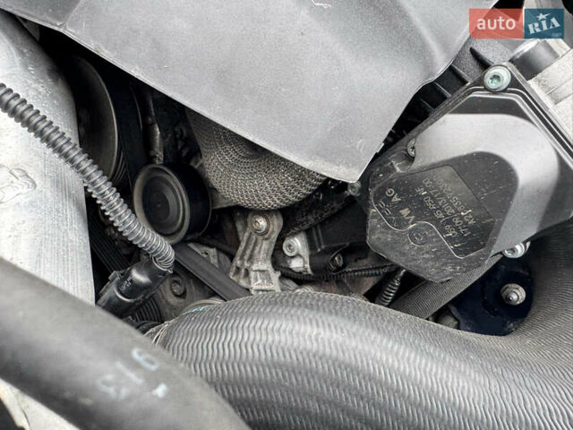 Синий Фольксваген Туарег, объемом двигателя 2.97 л и пробегом 300 тыс. км за 21900 $, фото 48 на Automoto.ua