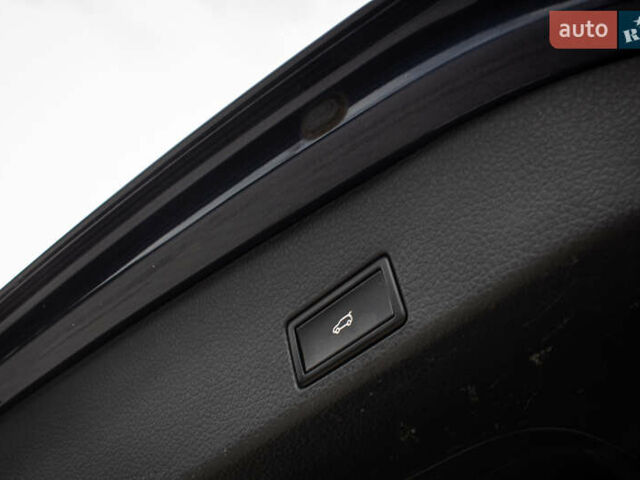 Синий Фольксваген Туарег, объемом двигателя 3 л и пробегом 211 тыс. км за 15700 $, фото 55 на Automoto.ua