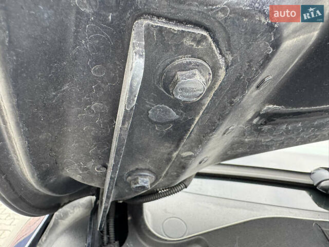 Синий Фольксваген Туарег, объемом двигателя 2.97 л и пробегом 300 тыс. км за 21900 $, фото 45 на Automoto.ua