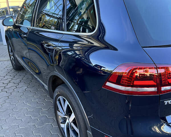 Фольксваген Туарег 2013 в Харькове на Automoto.ua Синий Фольксваген Туарег, объемом двигателя 2.97 л и пробегом 153 тыс. км за 29500 $, фото 9 на Automoto.ua