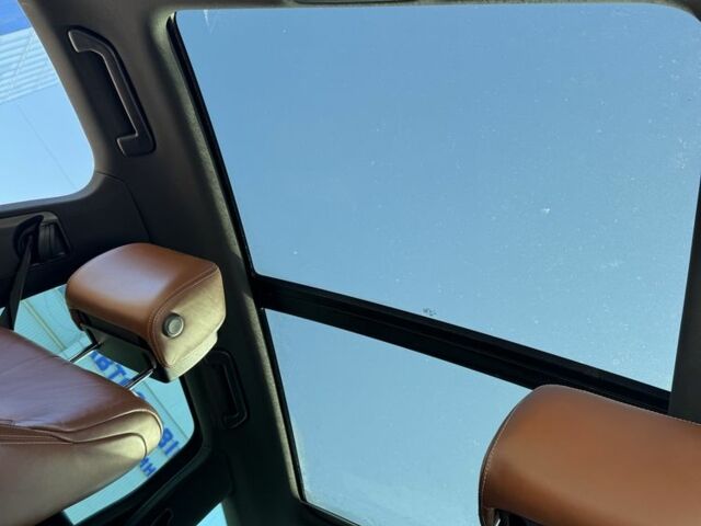 Синий Фольксваген Туарег, объемом двигателя 3 л и пробегом 250 тыс. км за 18999 $, фото 6 на Automoto.ua