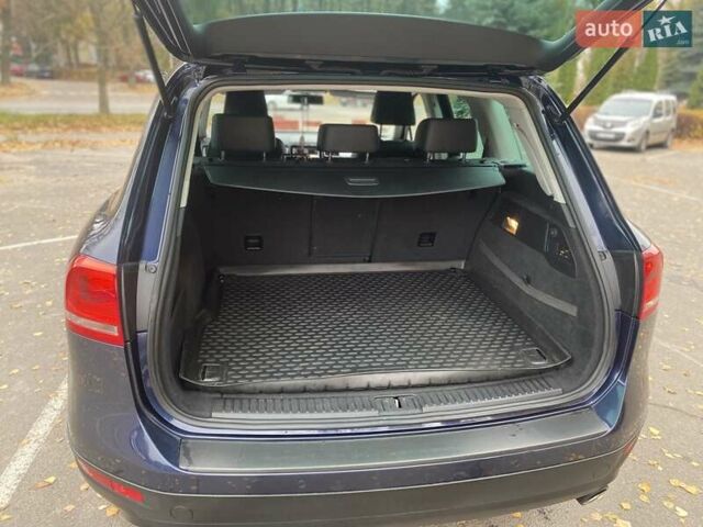 Синий Фольксваген Туарег, объемом двигателя 2.97 л и пробегом 279 тыс. км за 17800 $, фото 22 на Automoto.ua