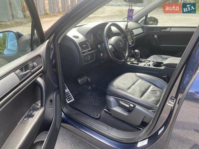 Фольксваген Туарег 2013 в Виннице на Automoto.ua Синий Фольксваген Туарег, объемом двигателя 2.97 л и пробегом 279 тыс. км за 18700 $, фото 15 на Automoto.ua