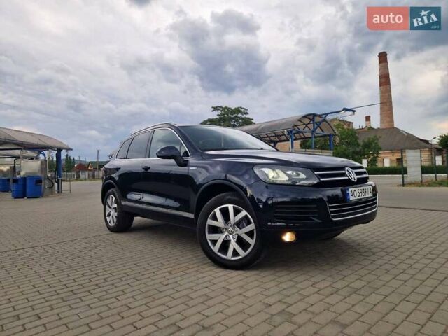 Синий Фольксваген Туарег, объемом двигателя 2.97 л и пробегом 310 тыс. км за 17400 $, фото 1 на Automoto.ua