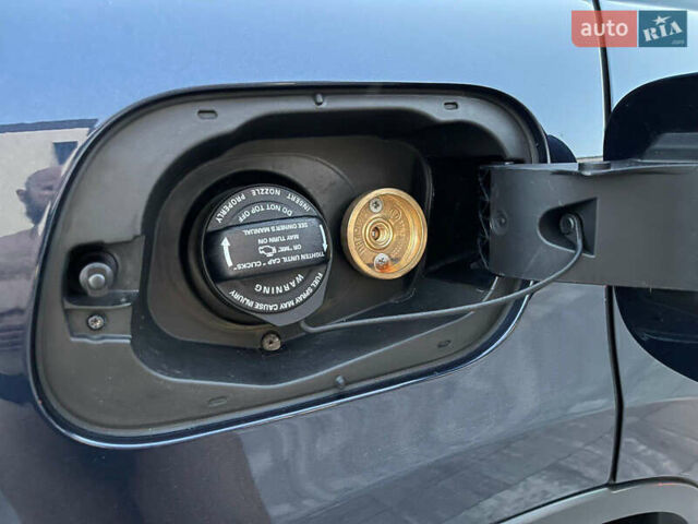 Синій Фольксваген Туарег, об'ємом двигуна 3.6 л та пробігом 170 тис. км за 18000 $, фото 27 на Automoto.ua