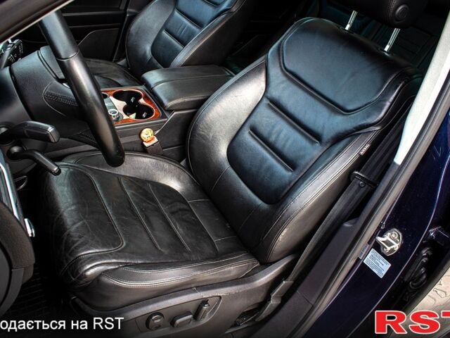 Синий Фольксваген Туарег, объемом двигателя 3 л и пробегом 211 тыс. км за 15700 $, фото 11 на Automoto.ua