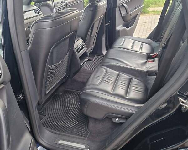 Синий Фольксваген Туарег, объемом двигателя 2.97 л и пробегом 310 тыс. км за 17400 $, фото 26 на Automoto.ua