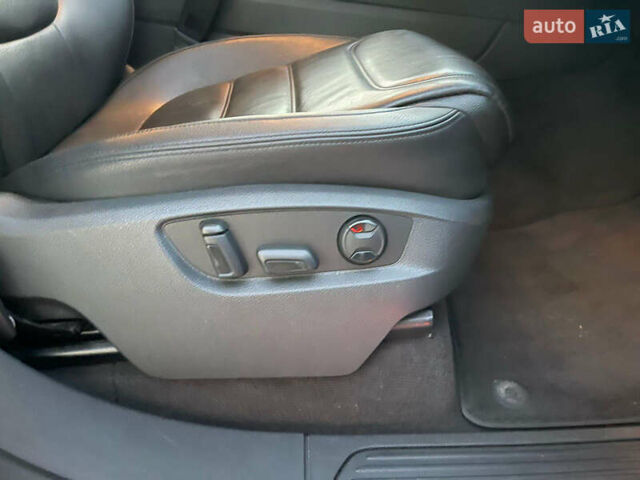 Синій Фольксваген Туарег, об'ємом двигуна 3.6 л та пробігом 170 тис. км за 18000 $, фото 11 на Automoto.ua