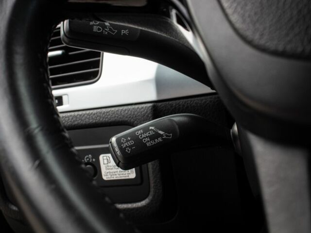 Синій Фольксваген Туарег, об'ємом двигуна 3 л та пробігом 211 тис. км за 15700 $, фото 12 на Automoto.ua