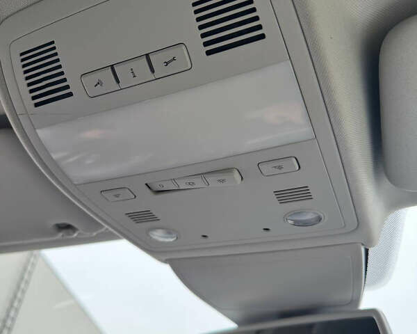 Синій Фольксваген Туарег, об'ємом двигуна 2.97 л та пробігом 237 тис. км за 23000 $, фото 13 на Automoto.ua