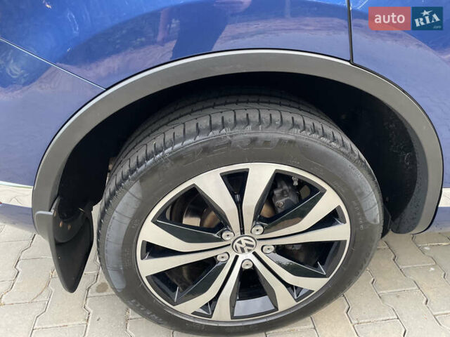 Синій Фольксваген Туарег, об'ємом двигуна 2.97 л та пробігом 288 тис. км за 23145 $, фото 6 на Automoto.ua