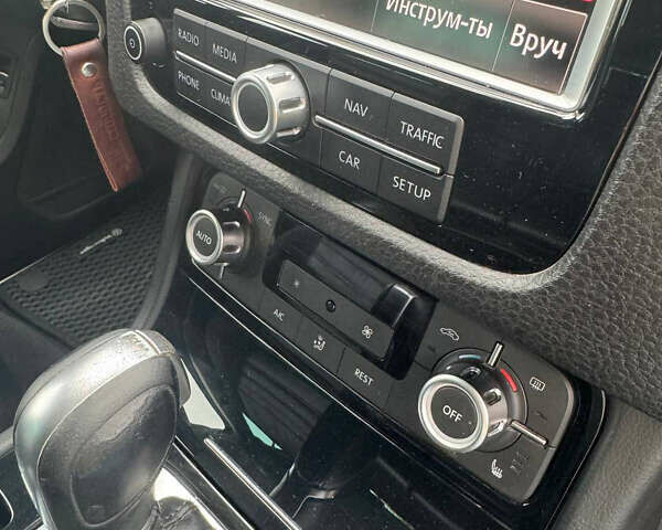 Синій Фольксваген Туарег, об'ємом двигуна 2.97 л та пробігом 237 тис. км за 23000 $, фото 57 на Automoto.ua