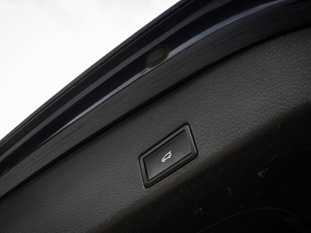 Синій Фольксваген Туарег, об'ємом двигуна 3 л та пробігом 211 тис. км за 15700 $, фото 19 на Automoto.ua