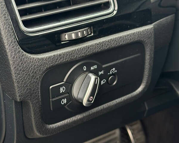 Синій Фольксваген Туарег, об'ємом двигуна 2.97 л та пробігом 237 тис. км за 23000 $, фото 45 на Automoto.ua