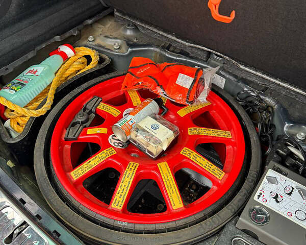 Синій Фольксваген Туарег, об'ємом двигуна 2.97 л та пробігом 237 тис. км за 23000 $, фото 25 на Automoto.ua