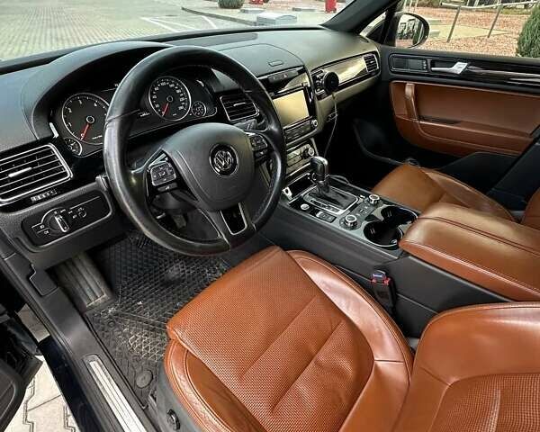 Синий Фольксваген Туарег, объемом двигателя 2.97 л и пробегом 245 тыс. км за 24500 $, фото 11 на Automoto.ua