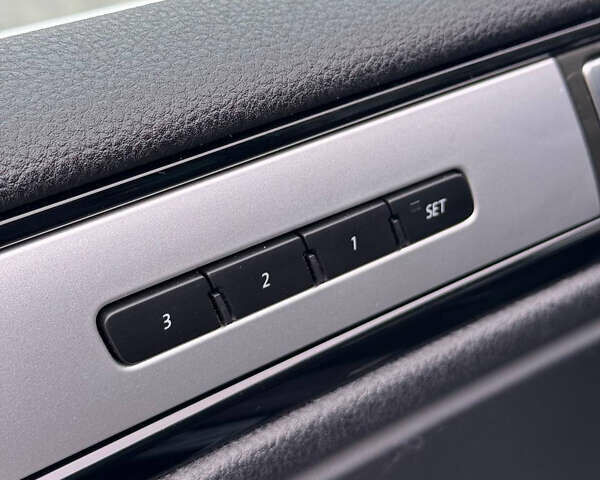 Синій Фольксваген Туарег, об'ємом двигуна 2.97 л та пробігом 237 тис. км за 23000 $, фото 47 на Automoto.ua