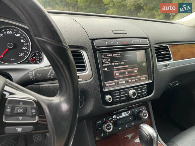 Синій Фольксваген Туарег, об'ємом двигуна 2.97 л та пробігом 288 тис. км за 23145 $, фото 17 на Automoto.ua